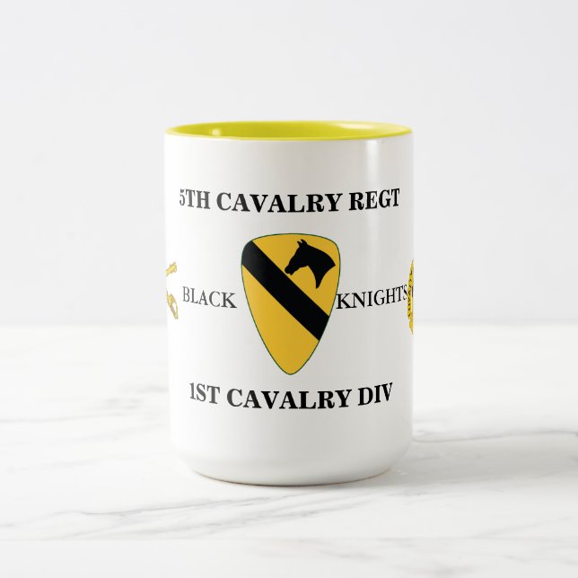 5TH CAVALRY REGT 1ST CAVALRY DIV MUG (Center)
