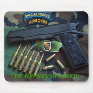5th special forces fort campbell veteran Mousepad
