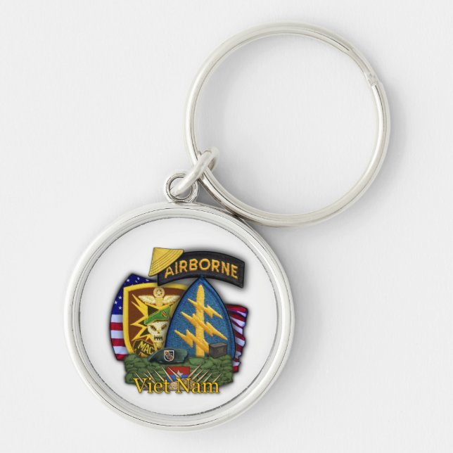 5th special forces green berets veterans Keychain (Front)