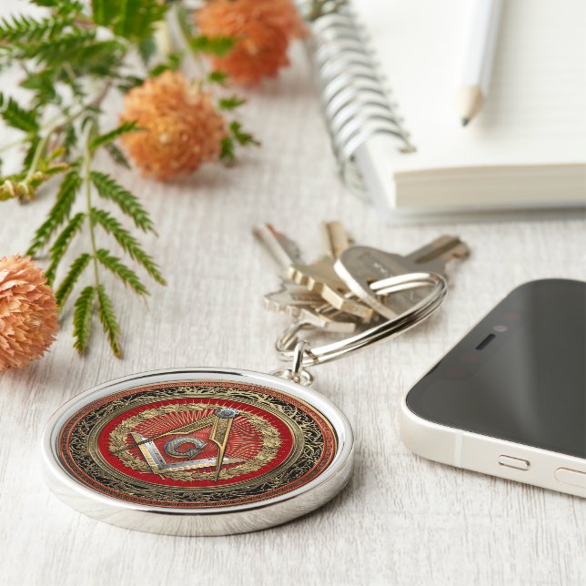 [600] Master Mason - Gold Square & Compasses Key Ring (Side)