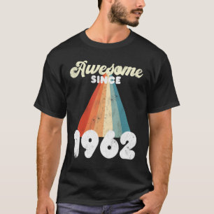 60 Years Old Awesome Since 1962 60th Birthday Men T-Shirt