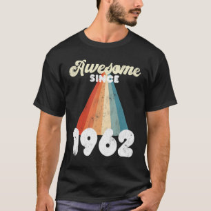 60 Years Old Awesome Since 1962 60th Birthday Men T-Shirt