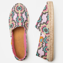 60s / 70s Retro Style colourful Flower