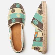 60s 70s Style - Daisy Flowers