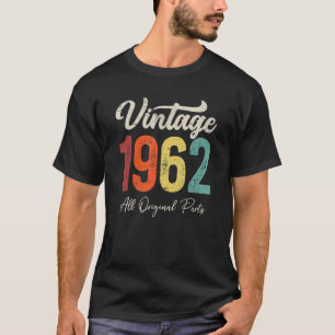 61 Years Old Vintage 1962 61st Birthday Decoration T-Shirt