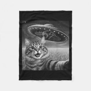 67 Cat Selfie With Alien Ufos Funny Cat Six Seven Fleece Blanket
