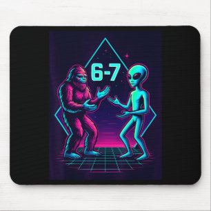 67 Six Seven Meme Funny Bigfoot Alien Sasquatch Uf Mouse Pad