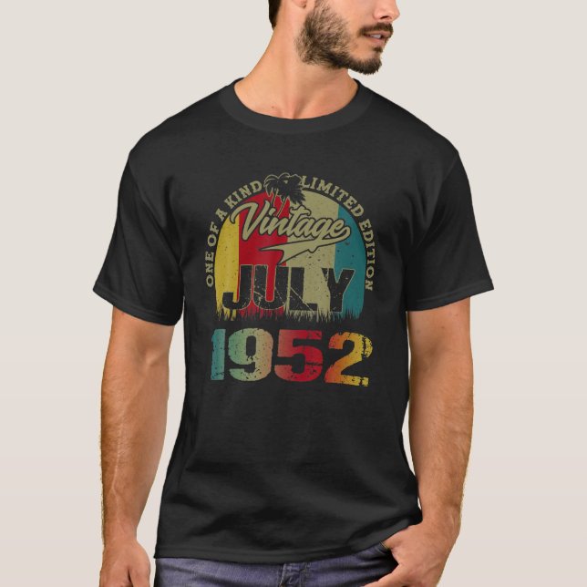 69Th Birthday Gifts 69 Years Old Retro Born In Jul T-Shirt (Front)