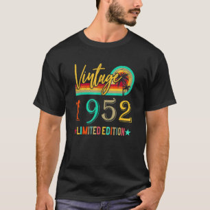 70 Year Old Vintage 1952 70th Birthday 70th T-Shirt