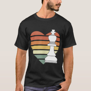 70s Retro King Chess Piece Heart Game Player Grand T-Shirt