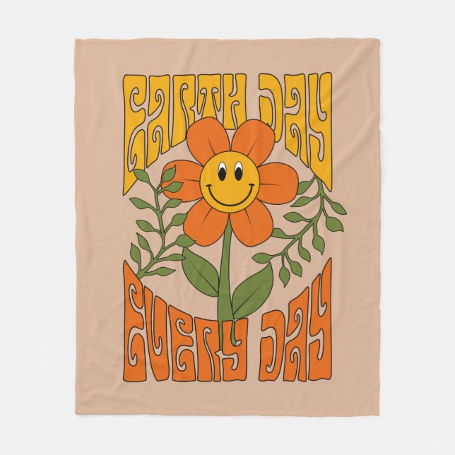 70's Retro Smiling Daisy Flower Fleece Blanket (Front)