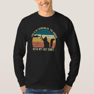 70s Working In The Garage With My Cat-Garage Car M T-Shirt