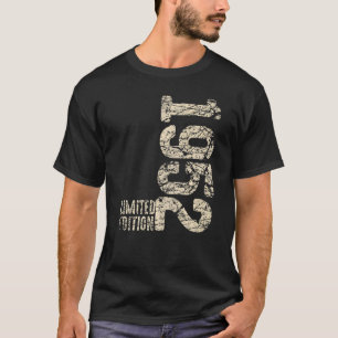 70th Birthday Ladies Mens 70 Years 1952    15 T-Shirt