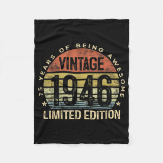 75 Years Old Gifts Vintage 1946 Birthday Fleece Blanket