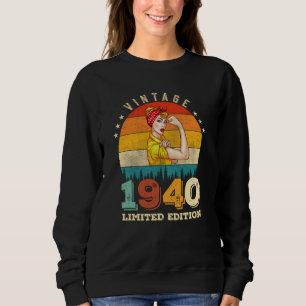 82 Year Old Women Bday 1940 Vintage 82nd Birthday Sweatshirt
