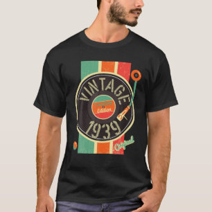 82 Years Birthday Man Woman 1939 Turntable Vinyl V T-Shirt