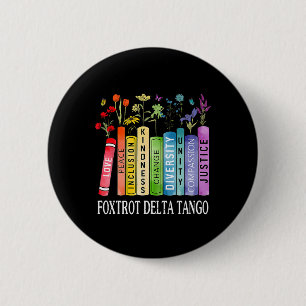 8647 Foxtrots Tangos Deltas Book Flower Resist Boo 6 Cm Round Badge