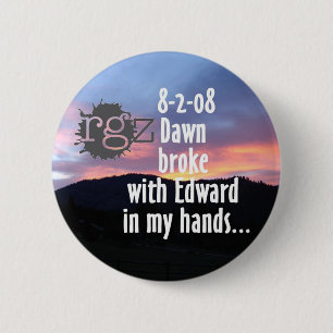8-2-08 6 CM ROUND BADGE