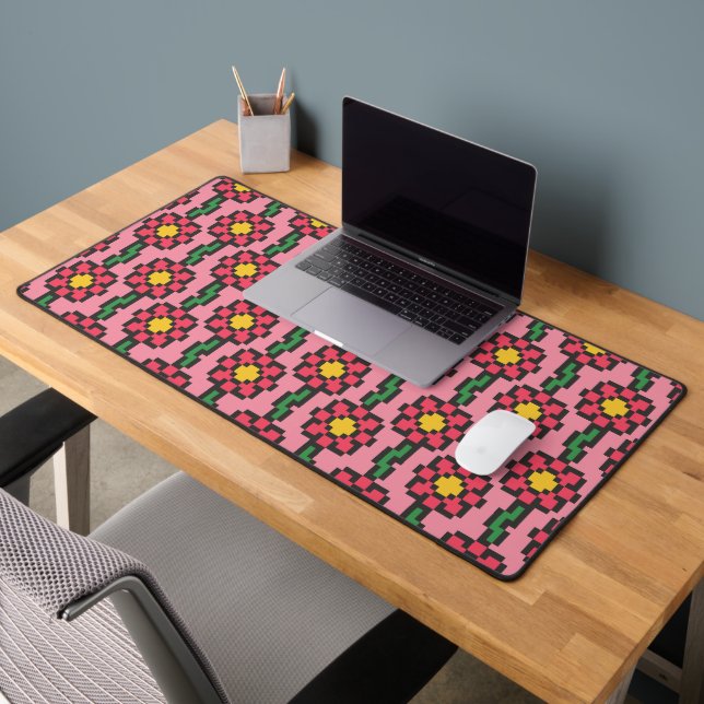 8-Bit Pixel Flower Pattern Desk Mat (Office 2)