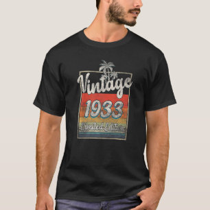 90 Year Old Vintage 1933 90th Birthday Retro T-Shirt