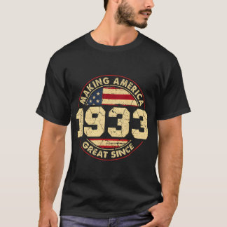 90 Year Old Vintage 1933 American Flag boy T-Shirt