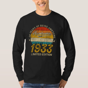 92 Year Old Bday 1933 Awesome 92nd Birthday Gift T-Shirt