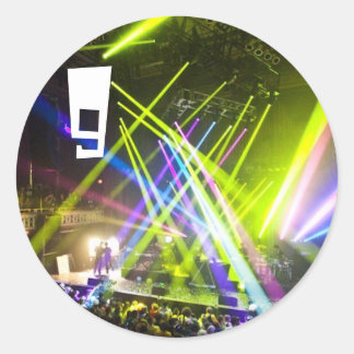 9 CLASSIC ROUND STICKER