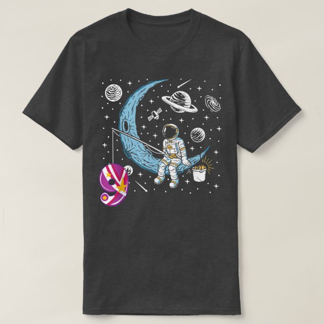 9 Years Old Astronaut Spaceman moon Galay Funny Bi T-Shirt (Design Front)