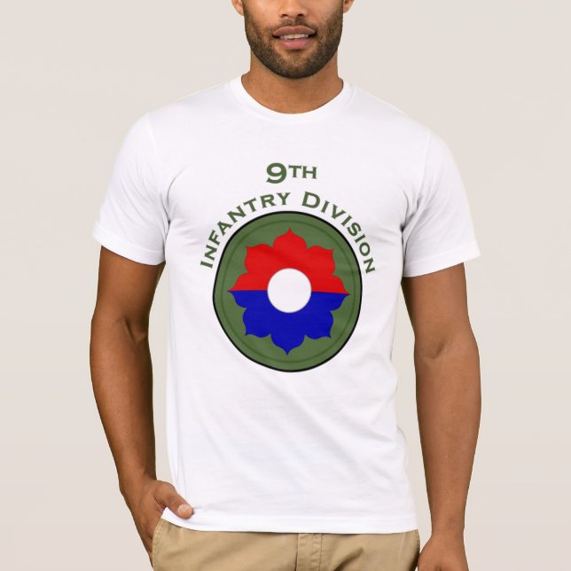 9th Infantry Division shoulder patch T-shirt (Front)