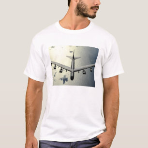 A B-52 Stratofortress in flight 2 T-Shirt