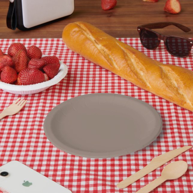 a brown wall with a clock on it paper plate (Picnic)