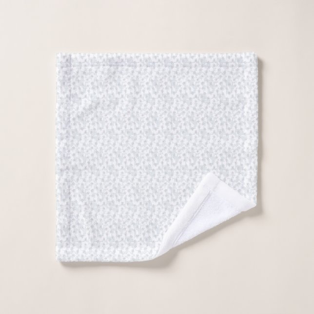 A completely white, featureless surface fills the  bath towel set (Wash Cloth)