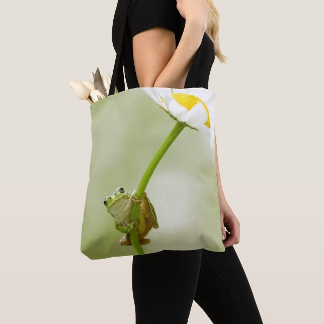A Cute Frog Tote Bag (Close Up)