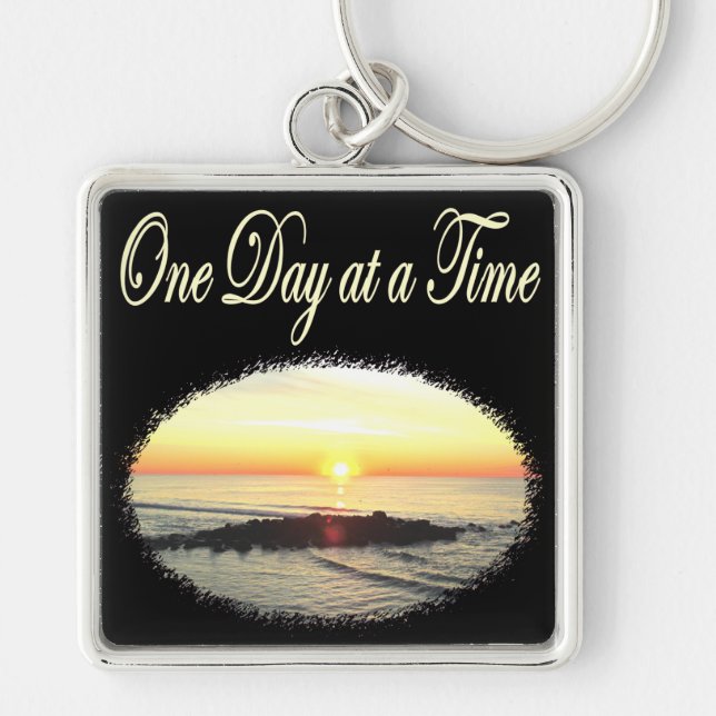 A DAY AT A TIME SUNRISE PHOTO KEY RING (Front)