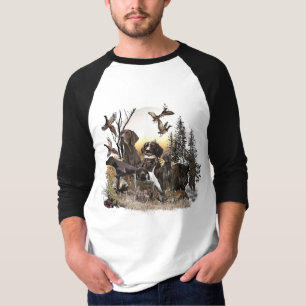 A German Shorthaired Pointer on point   T-Shirt