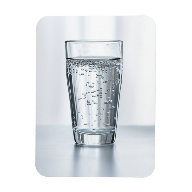 A glass of sparkling magnet (Vertical)