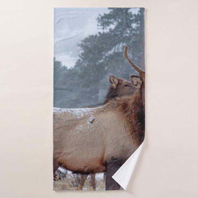 A GROUP OF DEERS BATH TOWEL (Bath Towel)