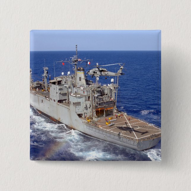 A helicopter clears the flight deck 15 cm square badge (Front)