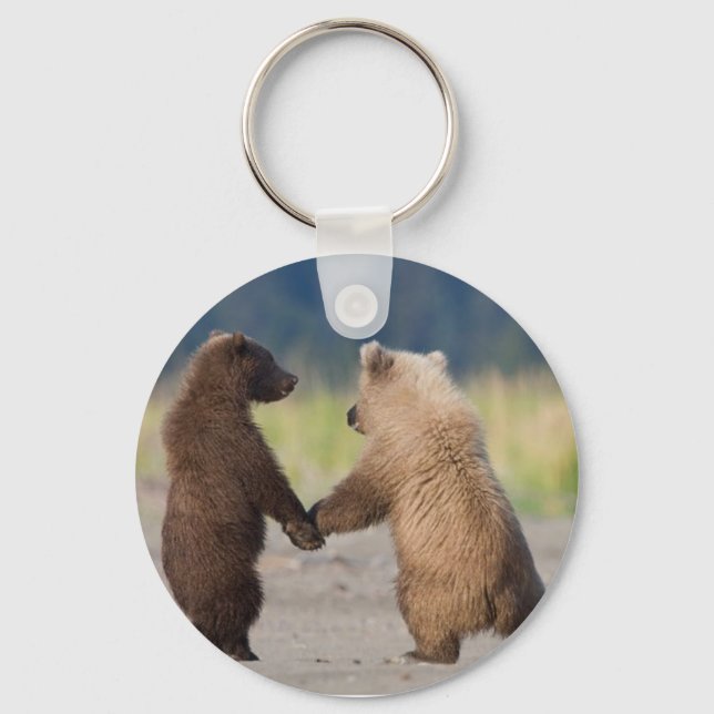 A key chain of two bears holding hands (Front)