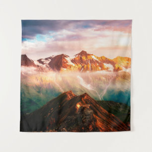 A look at the sunlit hills at twilight. Dramatic e Tapestry