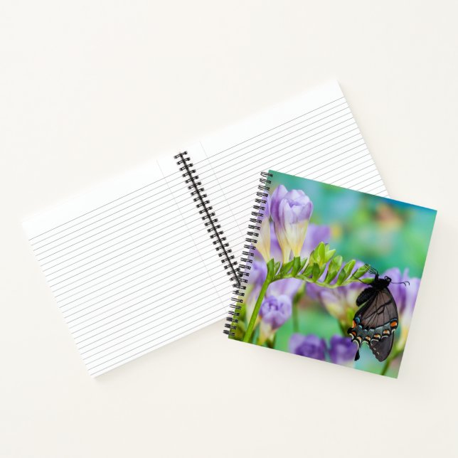 A Monarch Butterfly | Danaus Plexippus Notebook (Inside)