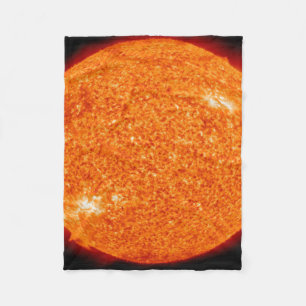 A NEAR VIEW OF THE BEAUTIFUL SUN FLEECE BLANKET