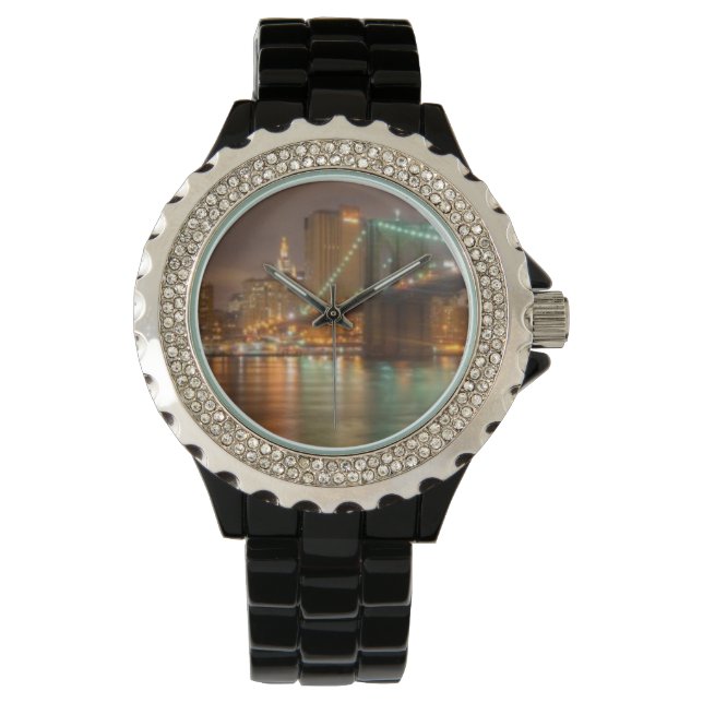 A panorama of the New York City skyline Watch (Front)