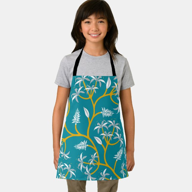 A person wears a teal apron  (Insitu)