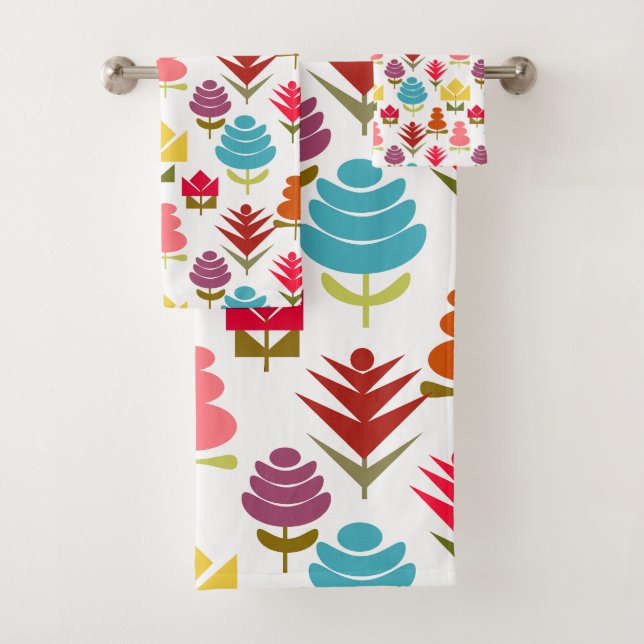 A Plethora of Flowers Bath Towel Set (Insitu)