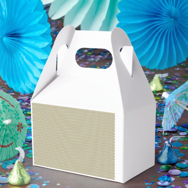 A rectangular rug with intricate geometric pattern favour box (Party)