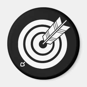 a round arrow magnet