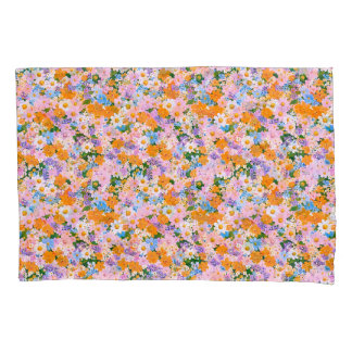 A seamless pattern of colourful flowers Pillowcase