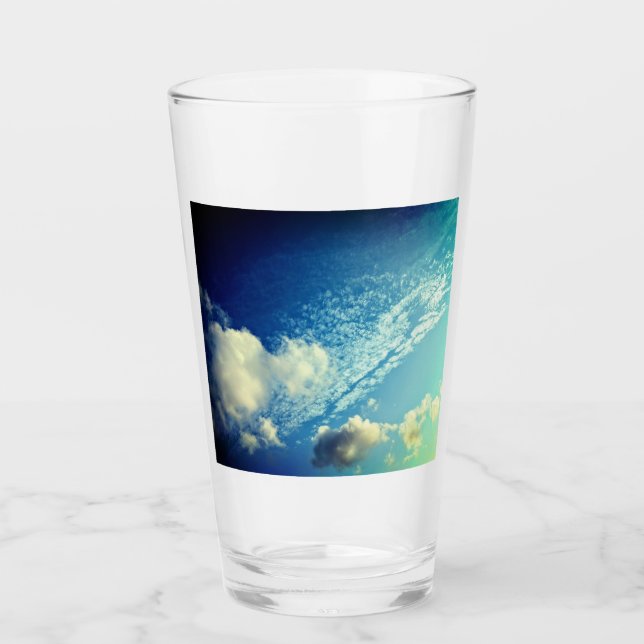 A sprinkling of clouds glass (Front)