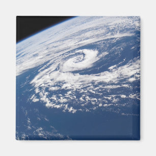 A subtropical cyclone magnet